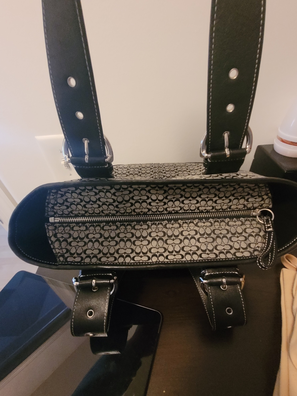 Coach Signature Vintage Soho Sachel - Picture 2 of 9